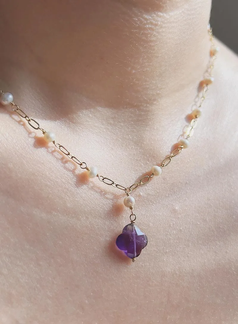 Collar de Amatista con Perlas